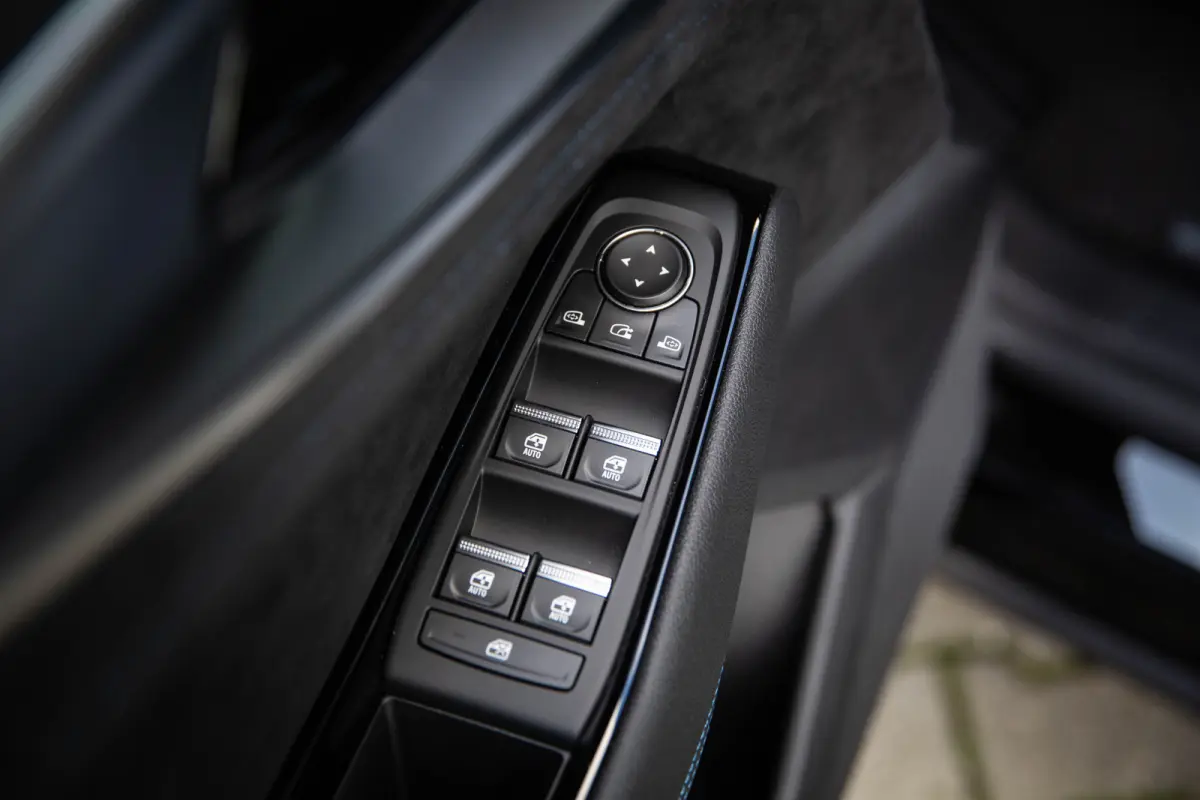 1.2 E-Tech full hybrid 200 esprit Alpine , Achteruitrijcamera, Stoel/stuurverwarming, Adap. cruise,