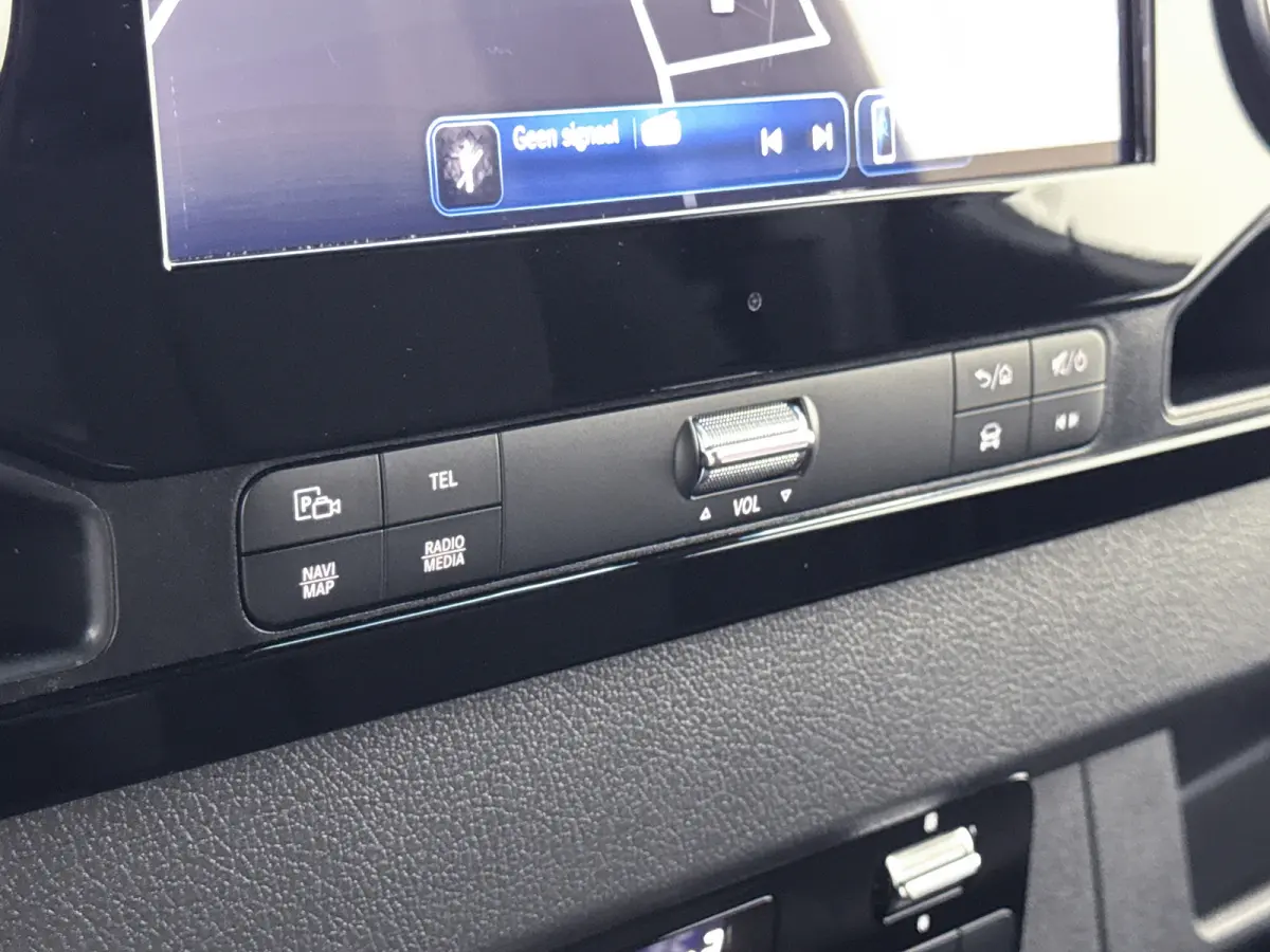 317 CDI PRO L3H2 Led Navigatie Achteruitrijcamera 3500 KG Trekgewicht Cruise Control