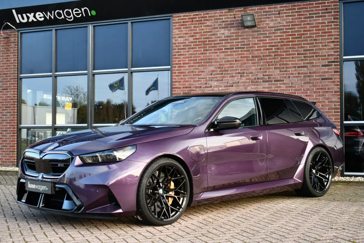 Touring | Daytona-Violett | Ceramic | 22"Korbach | Akrapovic | Pano | Trekhaak | Ultimate Pack