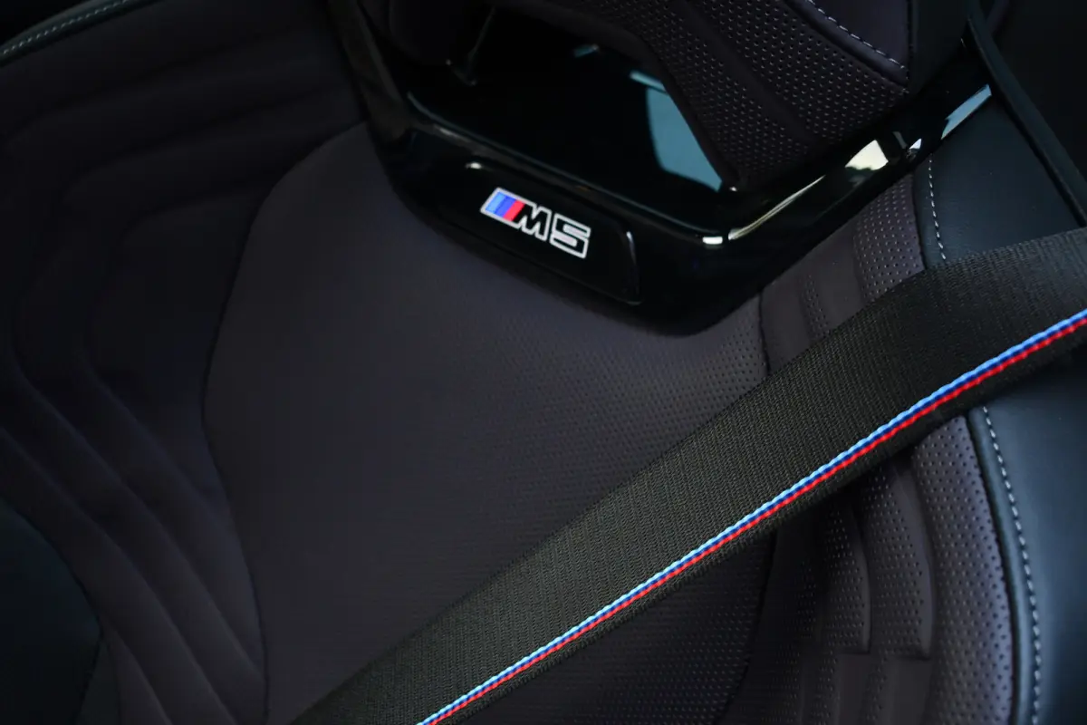 Touring | Daytona-Violett | Ceramic | 22"Korbach | Akrapovic | Pano | Trekhaak | Ultimate Pack