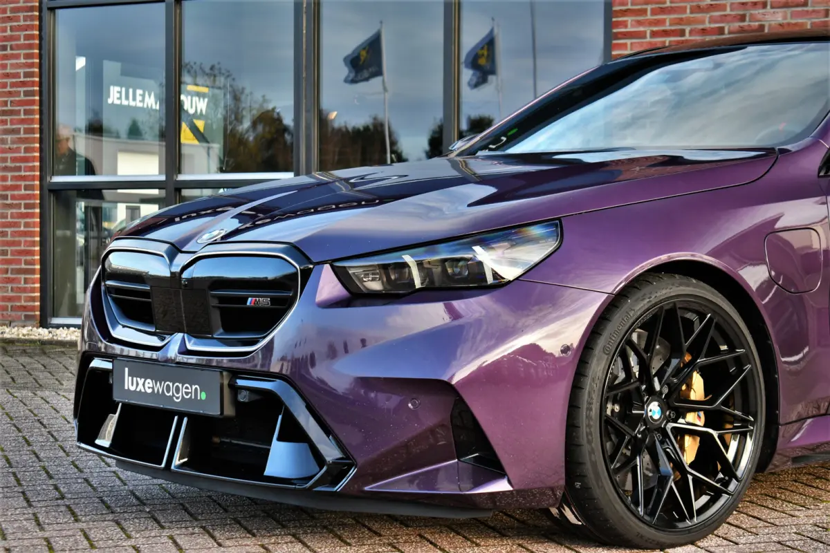 Touring | Daytona-Violett | Ceramic | 22"Korbach | Akrapovic | Pano | Trekhaak | Ultimate Pack