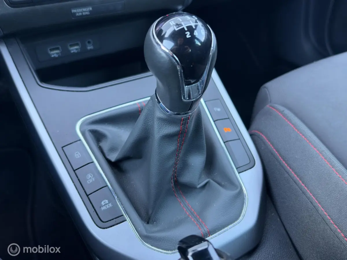 FR 1.5 TSI 150PK EVO FR Business Intense 2020 / Trekhaak / Carplay / Camera / Navigatie / NAP