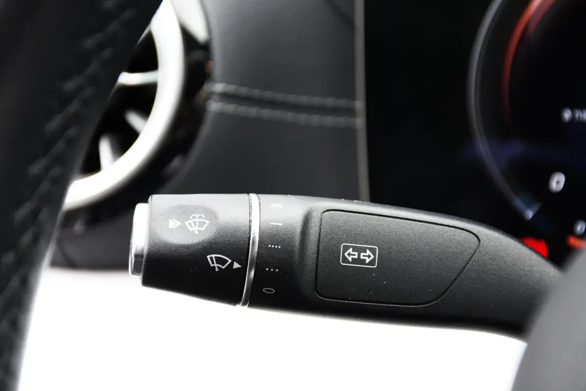 200 AMG Line Leer Camera Automaat