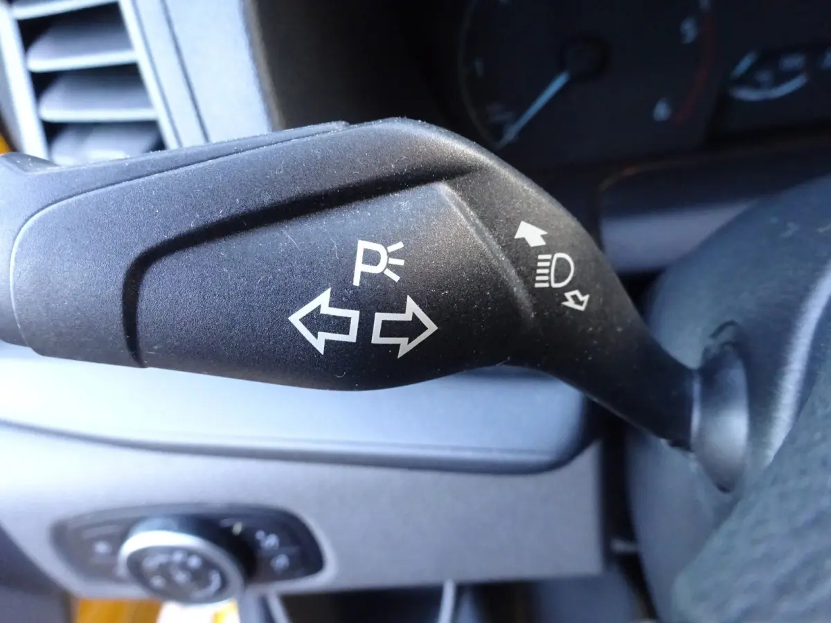 320 2.0 TDCI L2H1 Trend AUTOMAAT AIRCO CRUISE CONTROL PDC