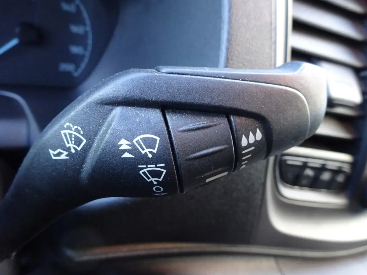 320 2.0 TDCI L2H1 Trend AUTOMAAT AIRCO CRUISE CONTROL PDC