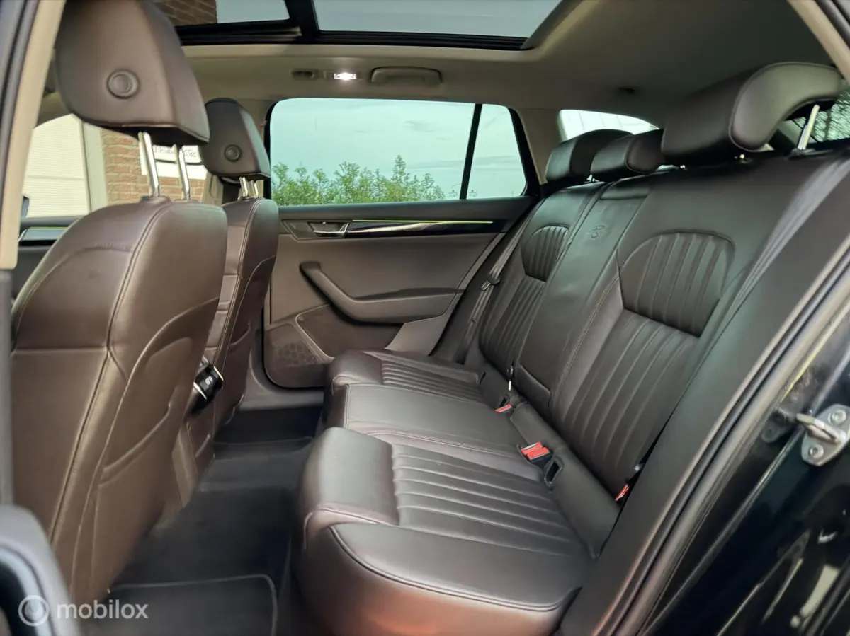 2.0 TDI Laurin & Klement Pano Adaptive Trekhaak