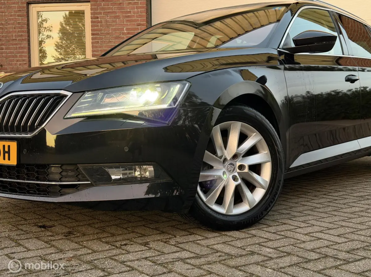2.0 TDI Laurin & Klement Pano Adaptive Trekhaak