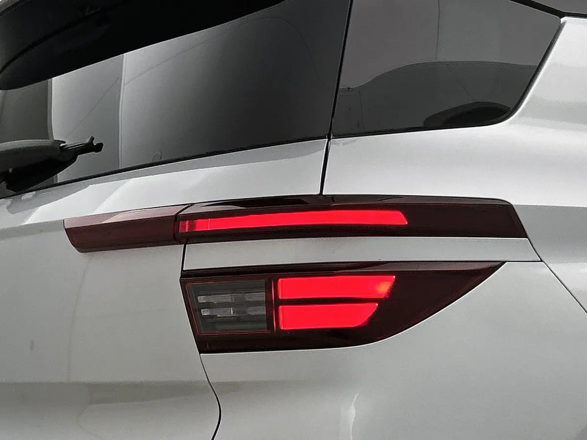 1.2 Turbo Hybrid GS NAVIGATIE | CAMERA ACHTER | STOEL, STUUR & VOORRUIT VERWARMING