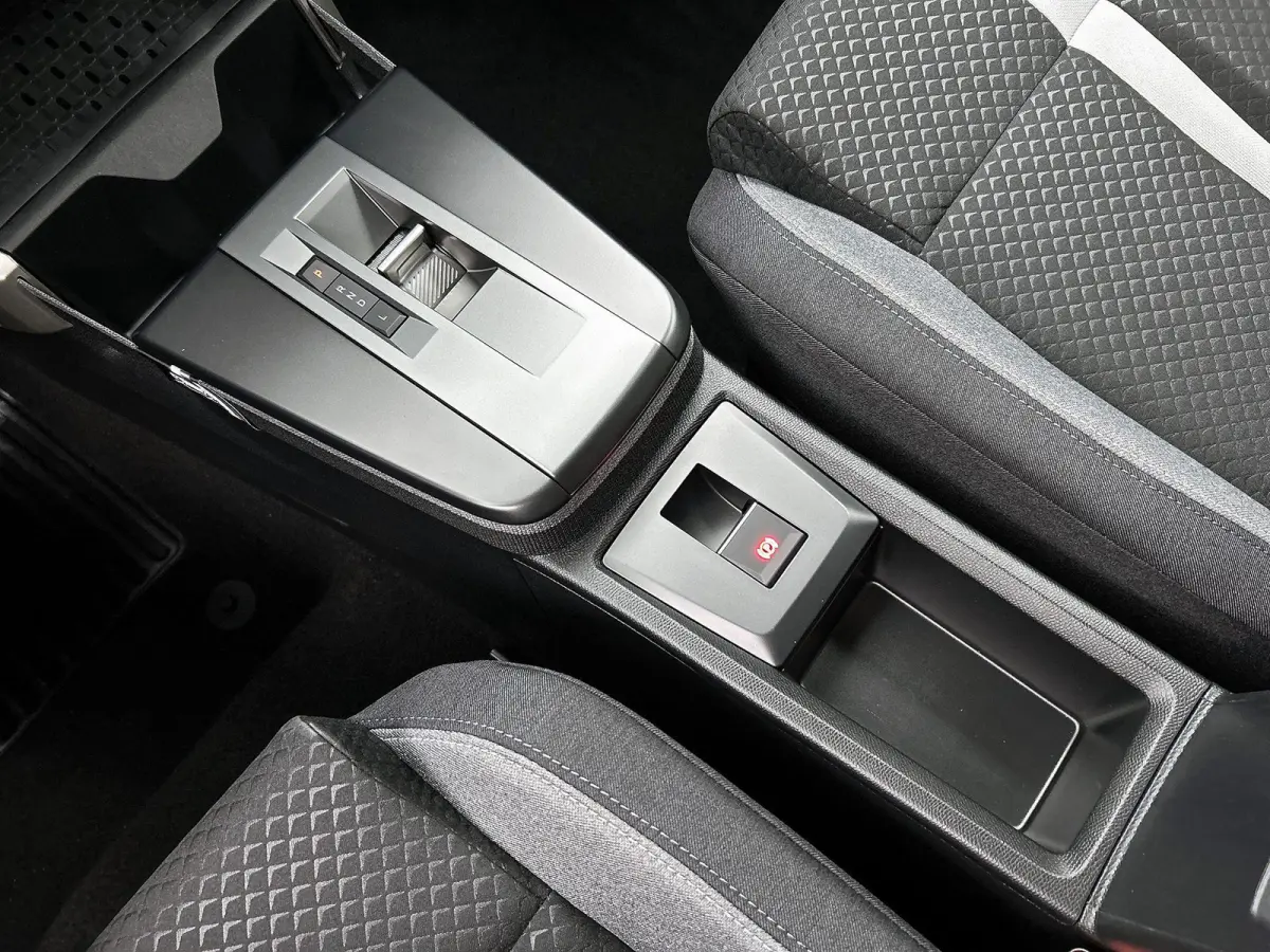 1.2 Turbo Hybrid GS NAVIGATIE | CAMERA ACHTER | STOEL, STUUR & VOORRUIT VERWARMING