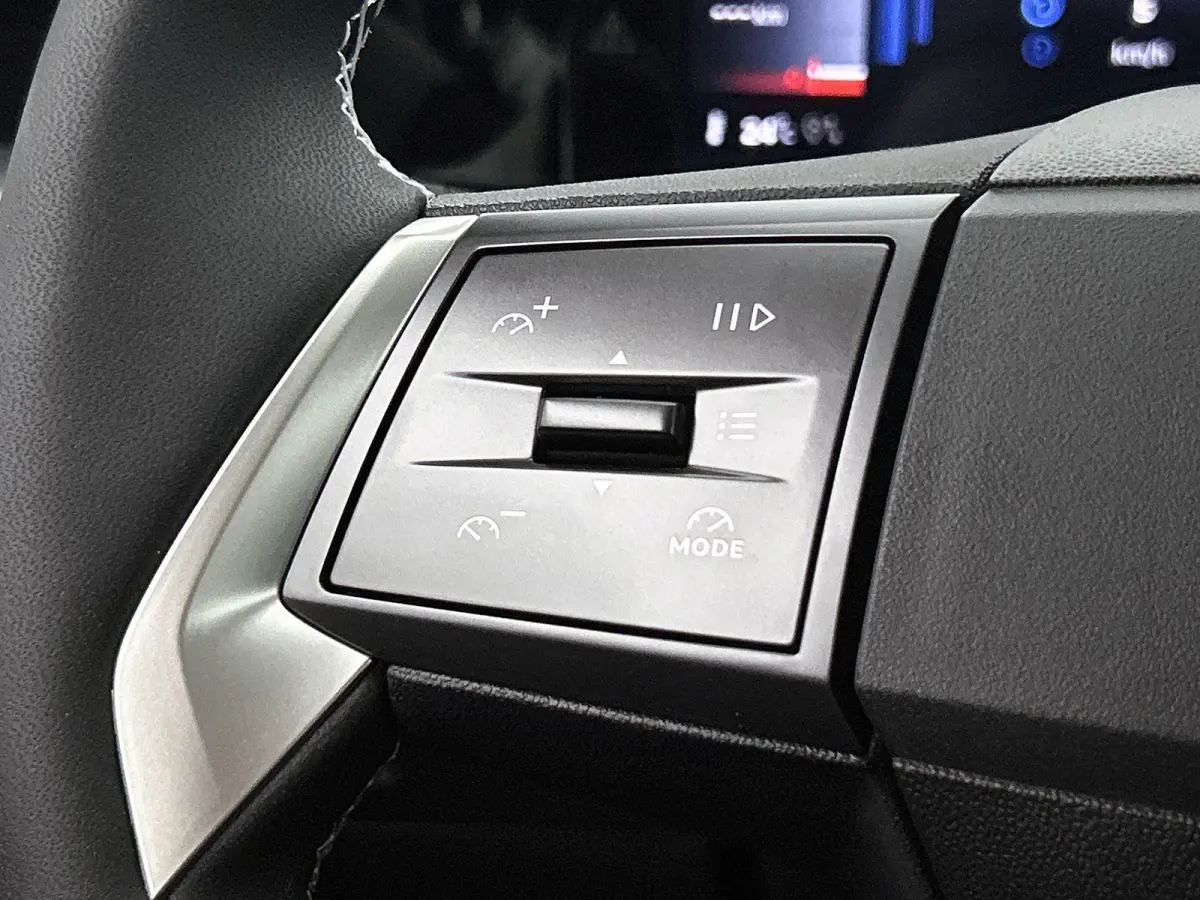 1.2 Turbo Hybrid GS NAVIGATIE | CAMERA ACHTER | STOEL, STUUR & VOORRUIT VERWARMING