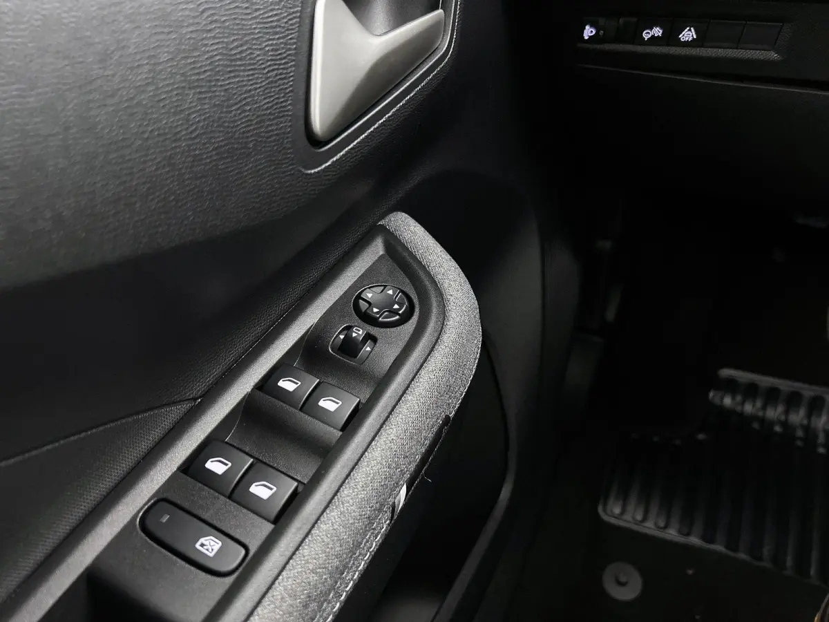 1.2 Turbo Hybrid GS NAVIGATIE | CAMERA ACHTER | STOEL, STUUR & VOORRUIT VERWARMING