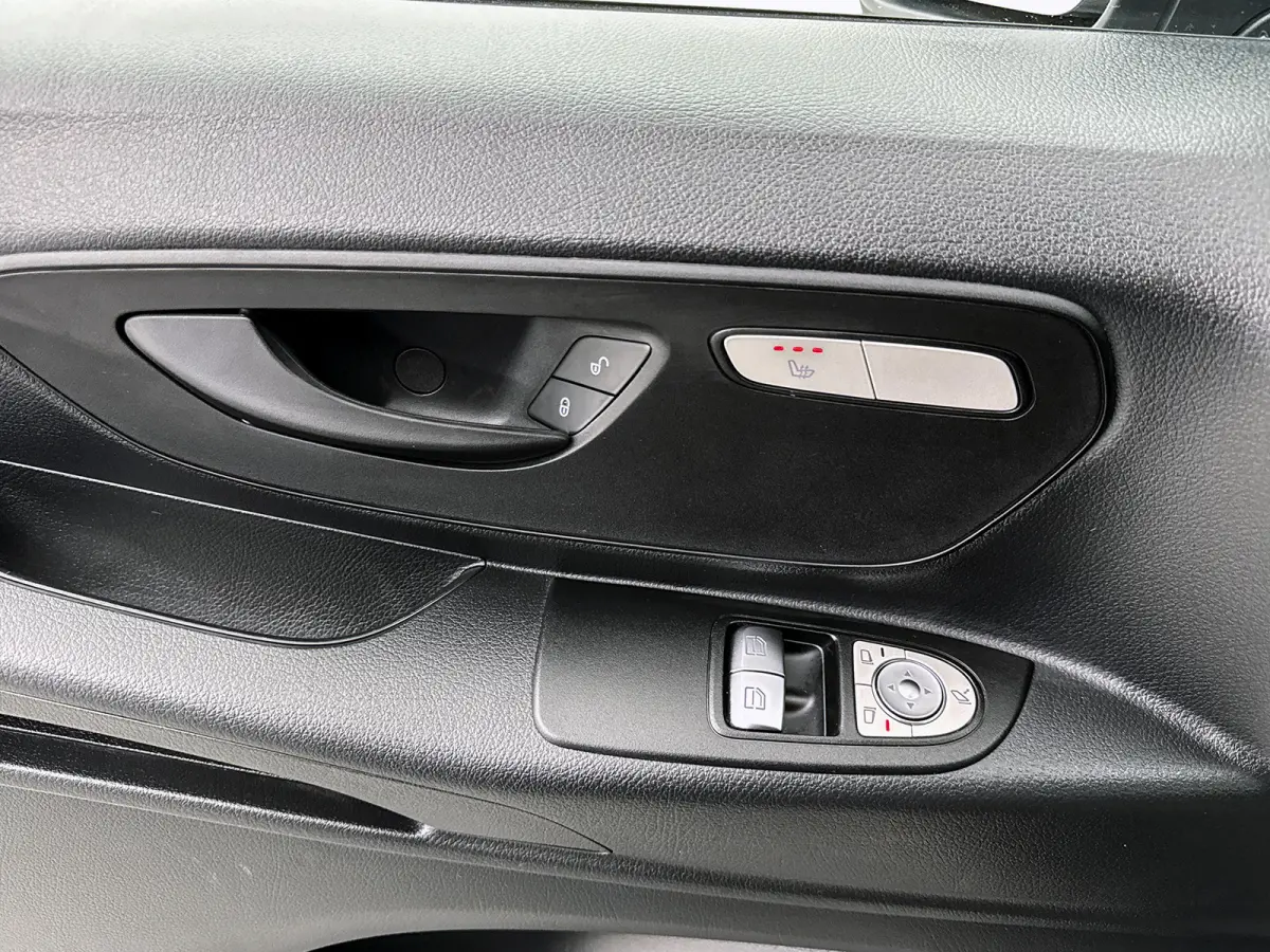 116 CDI L2 Pro Trekhaak 2500kg Carplay Led Multibeam Parkeerpakket