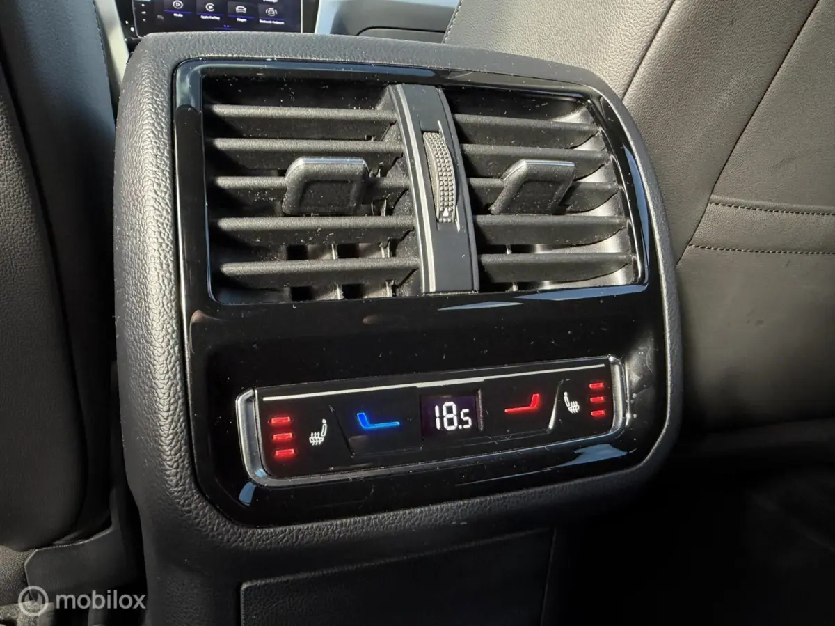 1.4 TSI PHEV R-Line/Pano/Trekhaak/360/vol! 1.4 TSI eHybrid R-Line Business+