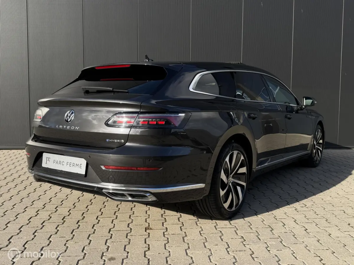 1.4 TSI PHEV R-Line/Pano/Trekhaak/360/vol! 1.4 TSI eHybrid R-Line Business+