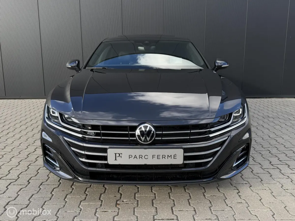 1.4 TSI PHEV R-Line/Pano/Trekhaak/360/vol! 1.4 TSI eHybrid R-Line Business+