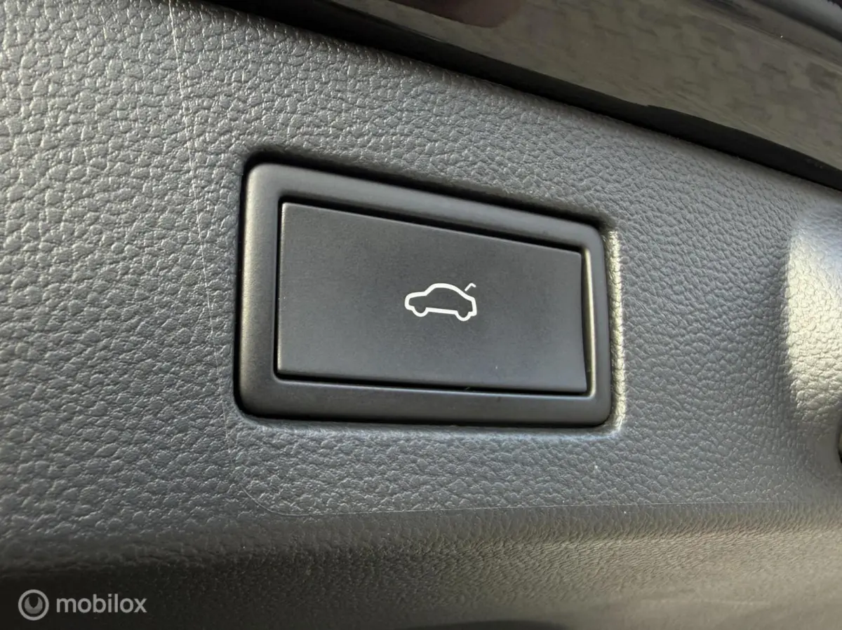1.4 TSI PHEV R-Line/Pano/Trekhaak/360/vol! 1.4 TSI eHybrid R-Line Business+