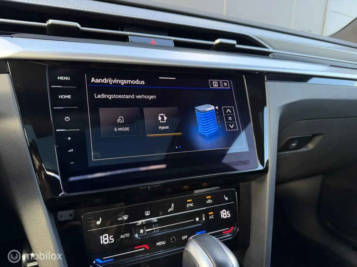 1.4 TSI PHEV R-Line/Pano/Trekhaak/360/vol! 1.4 TSI eHybrid R-Line Business+
