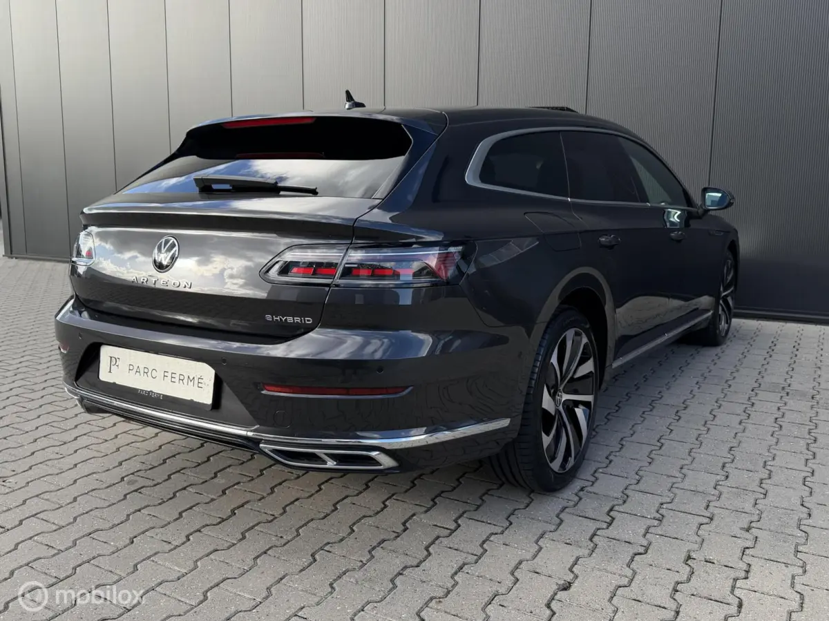 1.4 TSI PHEV R-Line/Pano/Trekhaak/360/vol! 1.4 TSI eHybrid R-Line Business+