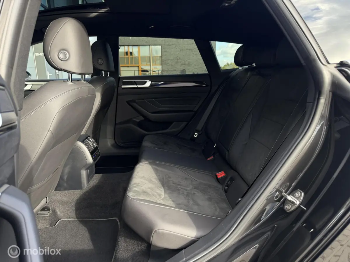 1.4 TSI PHEV R-Line/Pano/Trekhaak/360/vol! 1.4 TSI eHybrid R-Line Business+
