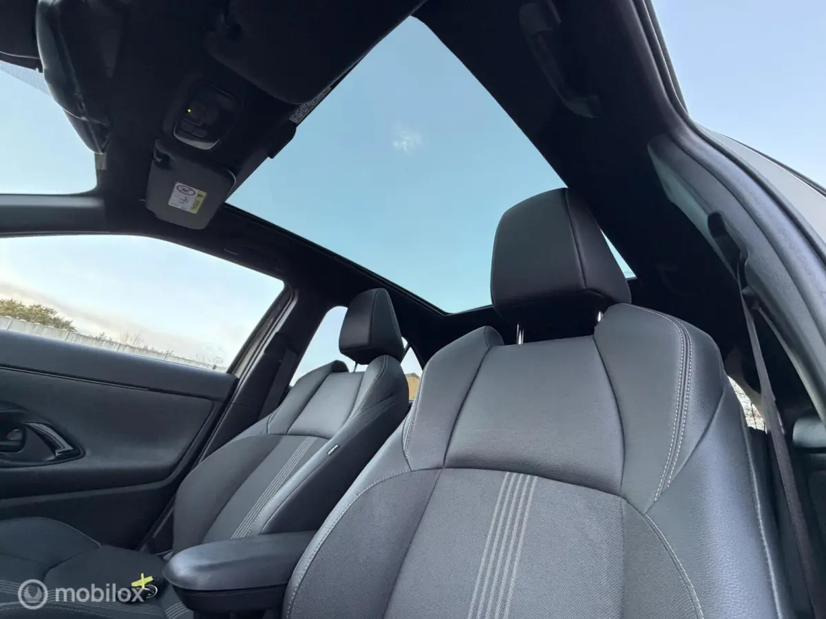1.5 Hybrid Executive Leer Pano Trekh. HUD Navi Stoel-/stuurverw. etc.