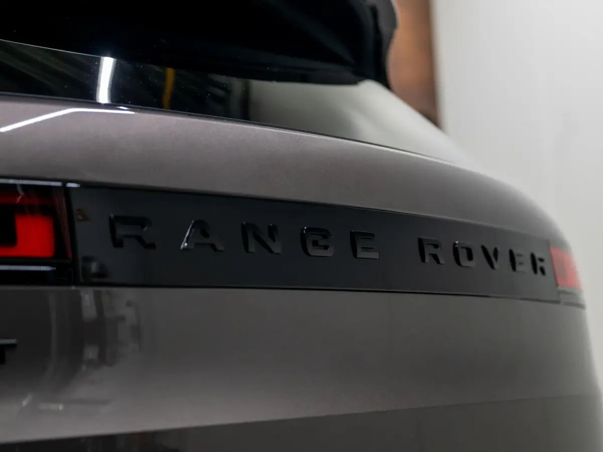 3.0 P550e Autobiography Edition PHEV | Koelbox | Achterasbest. | 23 inch | Trekhaak |
