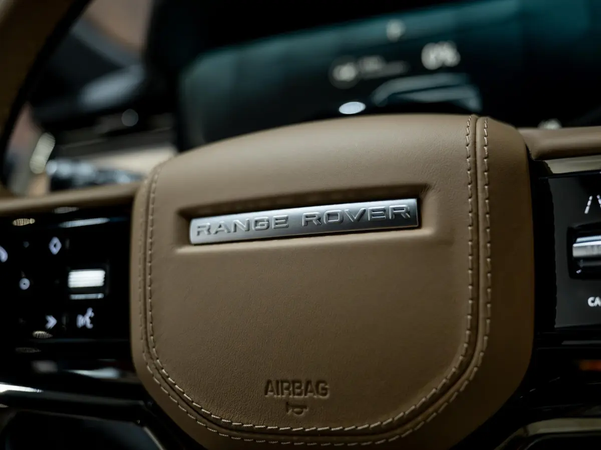 3.0 P550e Autobiography Edition PHEV | Koelbox | Achterasbest. | 23 inch | Trekhaak |