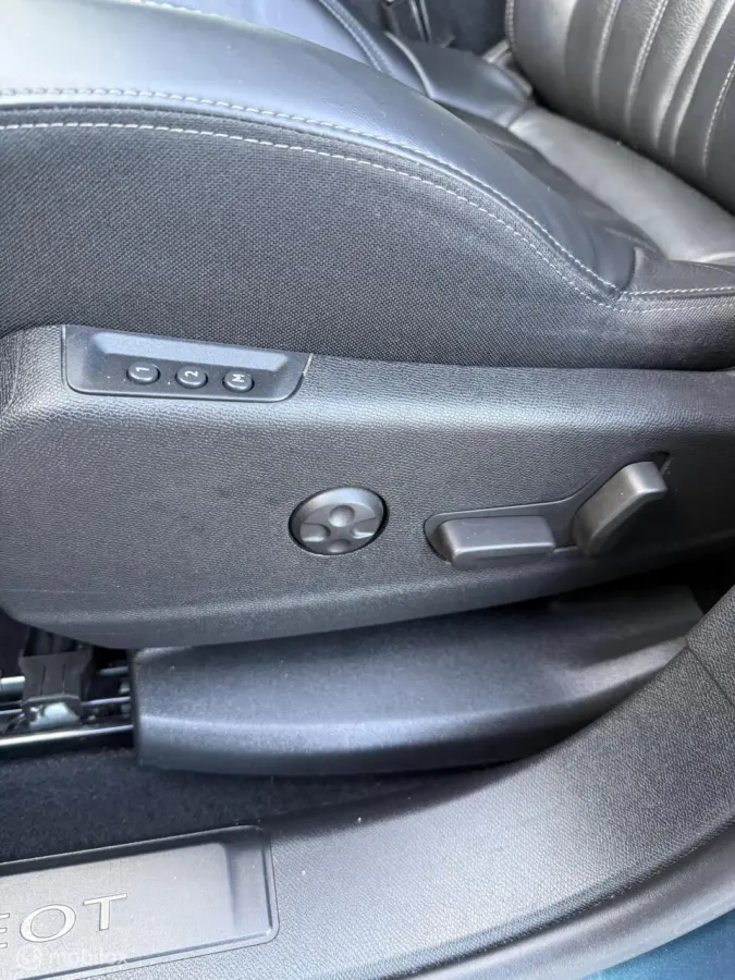 1.2 Allure 7 personen Automaat