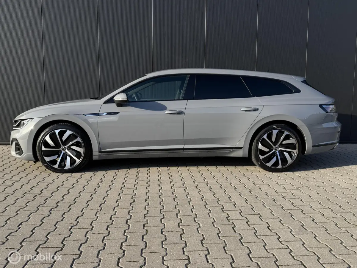 1.4 TSI PHEV R-Line/Leder/Memory/IQ/ACC 1.4 TSI eHybrid R-Line Business+