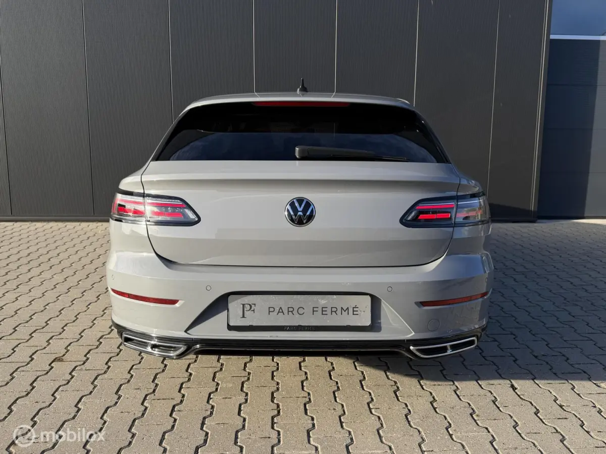 1.4 TSI PHEV R-Line/Leder/Memory/IQ/ACC 1.4 TSI eHybrid R-Line Business+