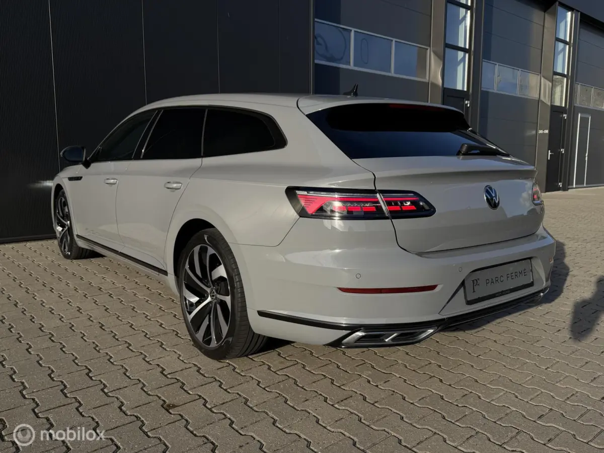 1.4 TSI PHEV R-Line/Leder/Memory/IQ/ACC 1.4 TSI eHybrid R-Line Business+