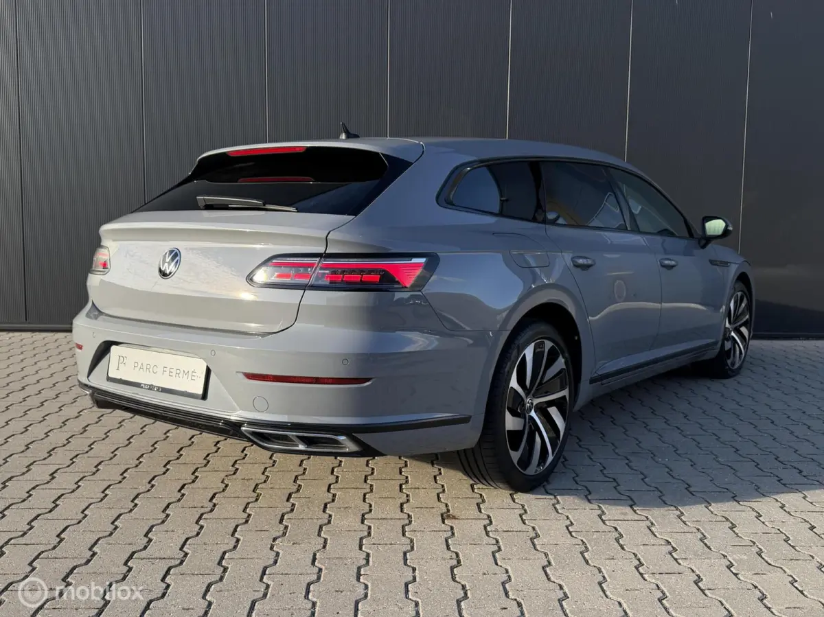 1.4 TSI PHEV R-Line/Leder/Memory/IQ/ACC 1.4 TSI eHybrid R-Line Business+