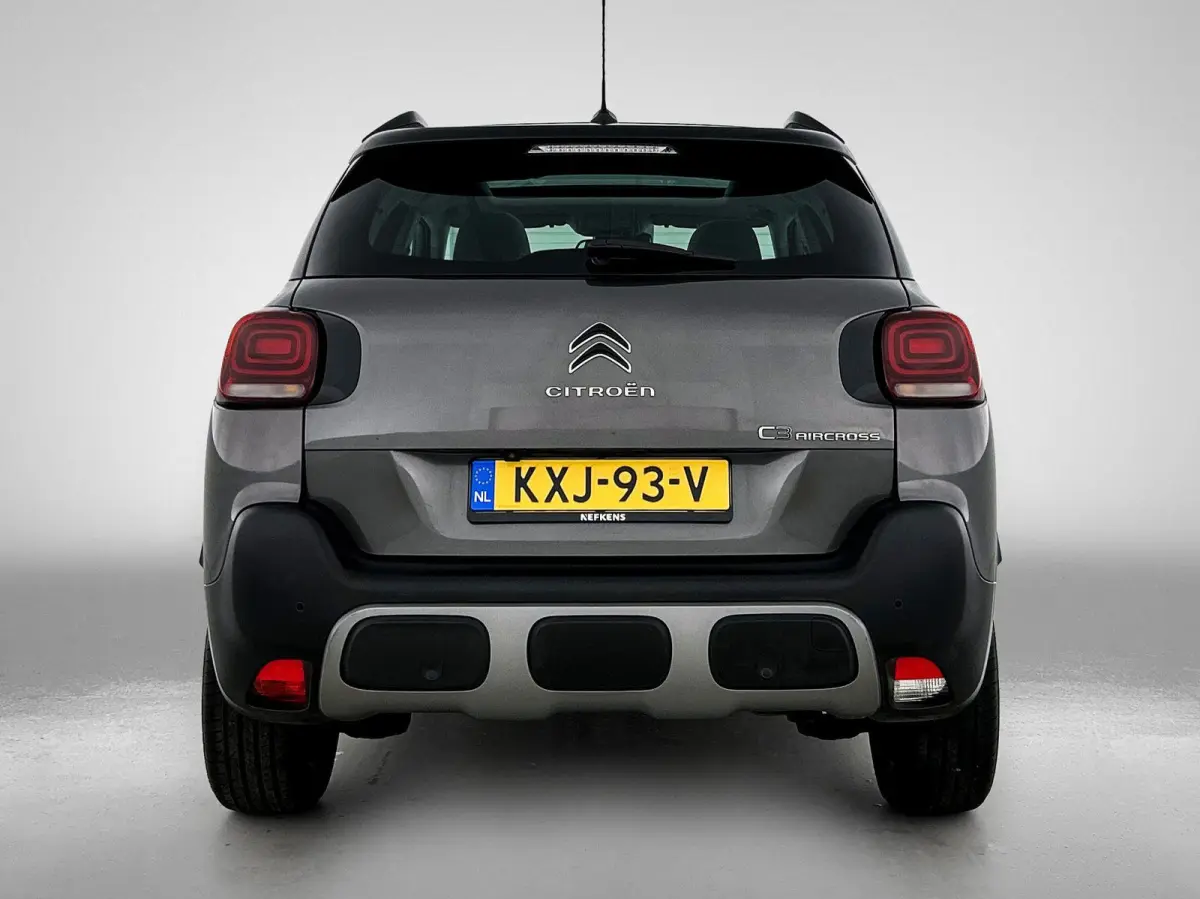 1.2 130pk Shine Automaat | Schuif-/Kanteldak | 17"LMV | Navigatie | Climate Control | Cruise Control | Camera | Parkeersensoren | Armsteun Voor |