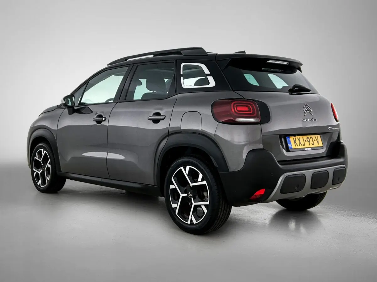 1.2 130pk Shine Automaat | Schuif-/Kanteldak | 17"LMV | Navigatie | Climate Control | Cruise Control | Camera | Parkeersensoren | Armsteun Voor |