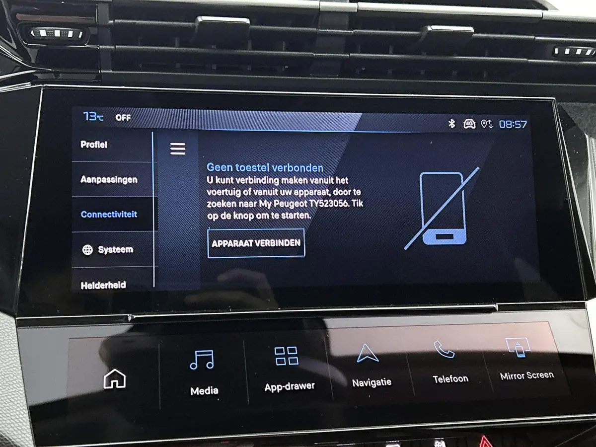 1.6 Plug-in Hybrid 195pk Allure Automaat | 360 Camera | Alarmklasse 3 | Adaptieve Cruise Control | Navigatie | Climate Control | 17"LMV | LED |