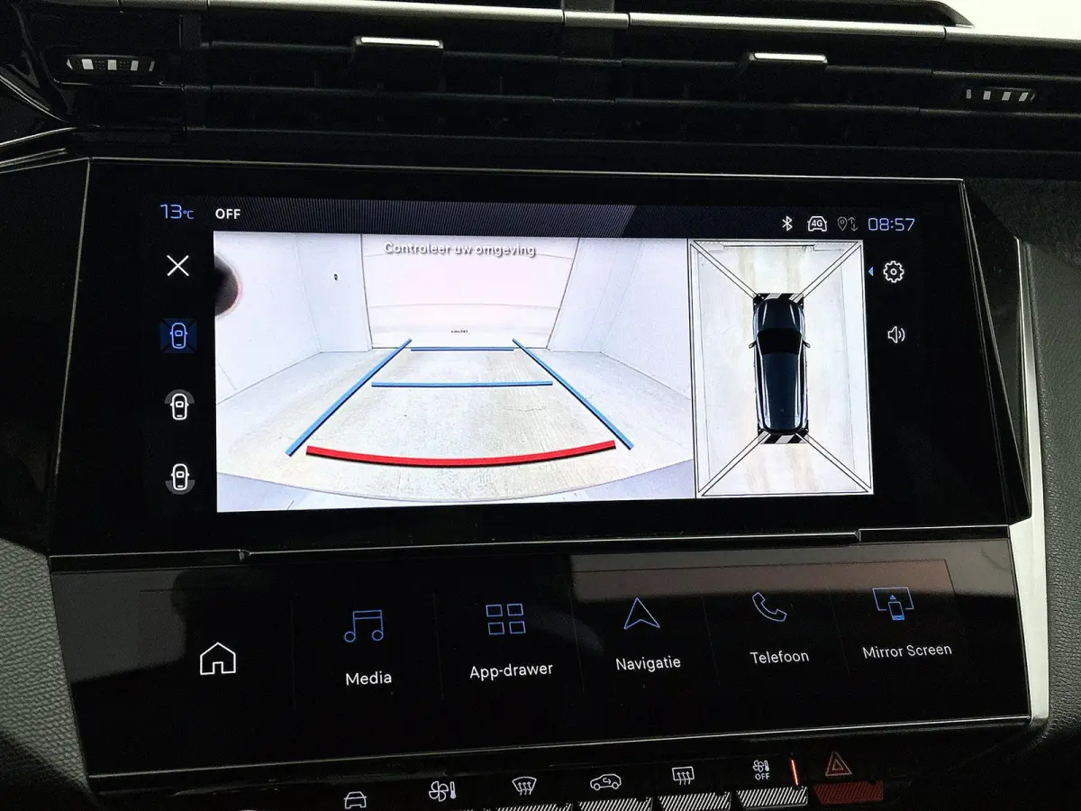 1.6 Plug-in Hybrid 195pk Allure Automaat | 360 Camera | Alarmklasse 3 | Adaptieve Cruise Control | Navigatie | Climate Control | 17"LMV | LED |