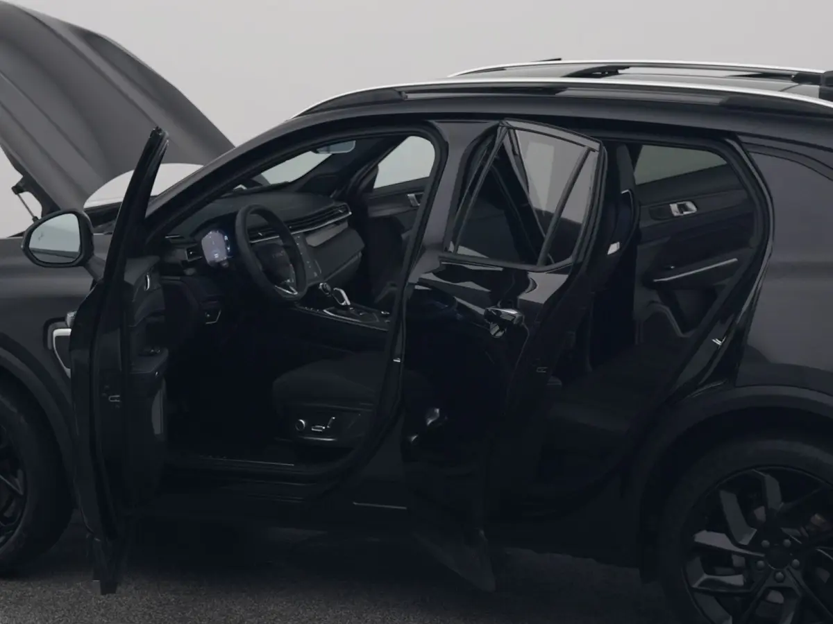 1.5 Plug-in Hybrid | 360° | BLACK | ZWARTE HEMEL | STUURVERWARMING | NLD AUTO
