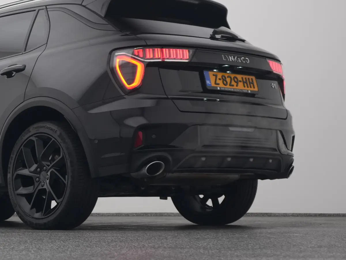 1.5 Plug-in Hybrid | 360° | BLACK | ZWARTE HEMEL | STUURVERWARMING | NLD AUTO