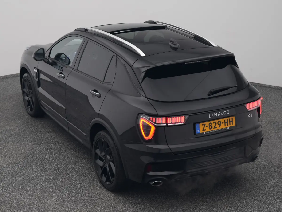 1.5 Plug-in Hybrid | 360° | BLACK | ZWARTE HEMEL | STUURVERWARMING | NLD AUTO