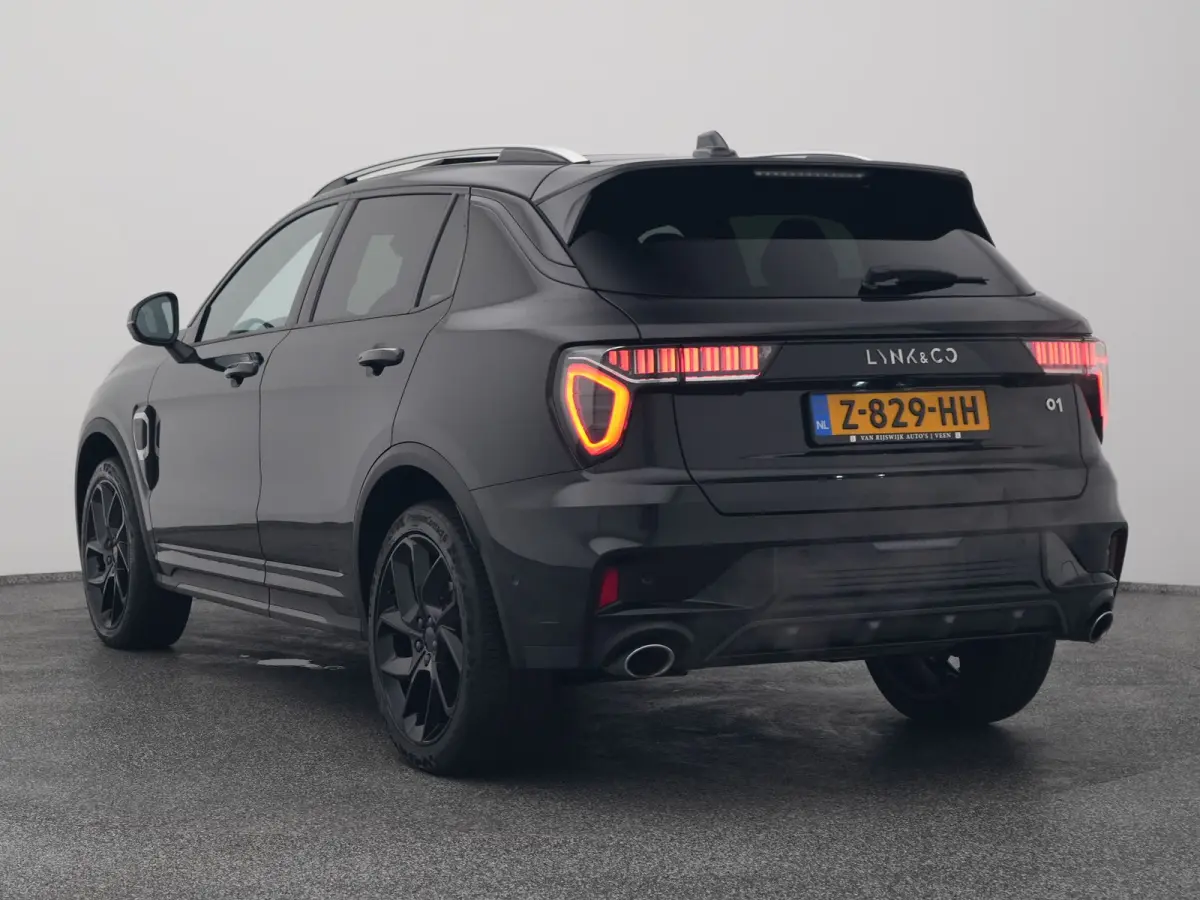 1.5 Plug-in Hybrid | 360° | BLACK | ZWARTE HEMEL | STUURVERWARMING | NLD AUTO