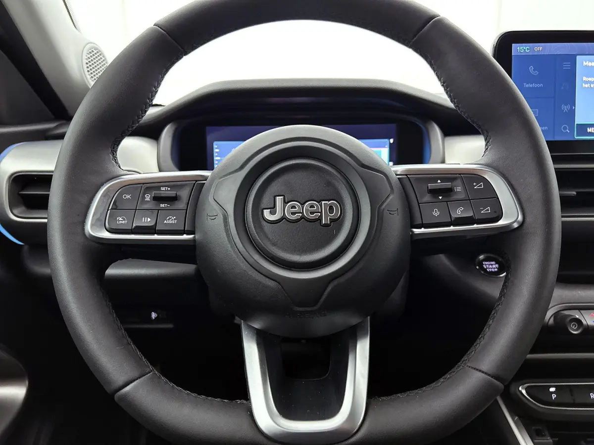 Avenger 156pk 54 kWh Automaat ACCU 97,9% | 3-Fase | Elektrische Achterklep | Dodehoekdetectie | Adaptieve Cruise Control | 18"LMV | LED | Navigatie | Apple Carplay/Android Auto |