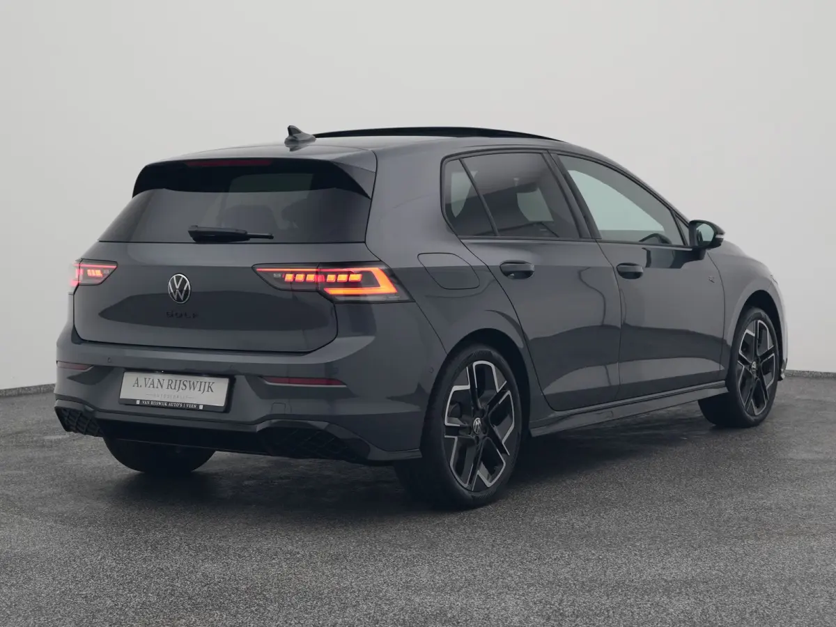 1.5 eTSI R-Line NEW | PANO | CAMERA | ADAPTIVE | STOEL- EN STUURVERW.