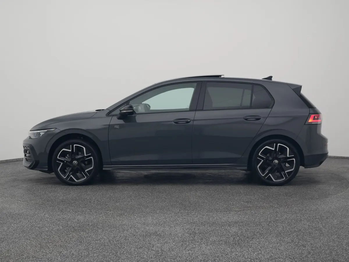 1.5 eTSI R-Line NEW | PANO | CAMERA | ADAPTIVE | STOEL- EN STUURVERW.