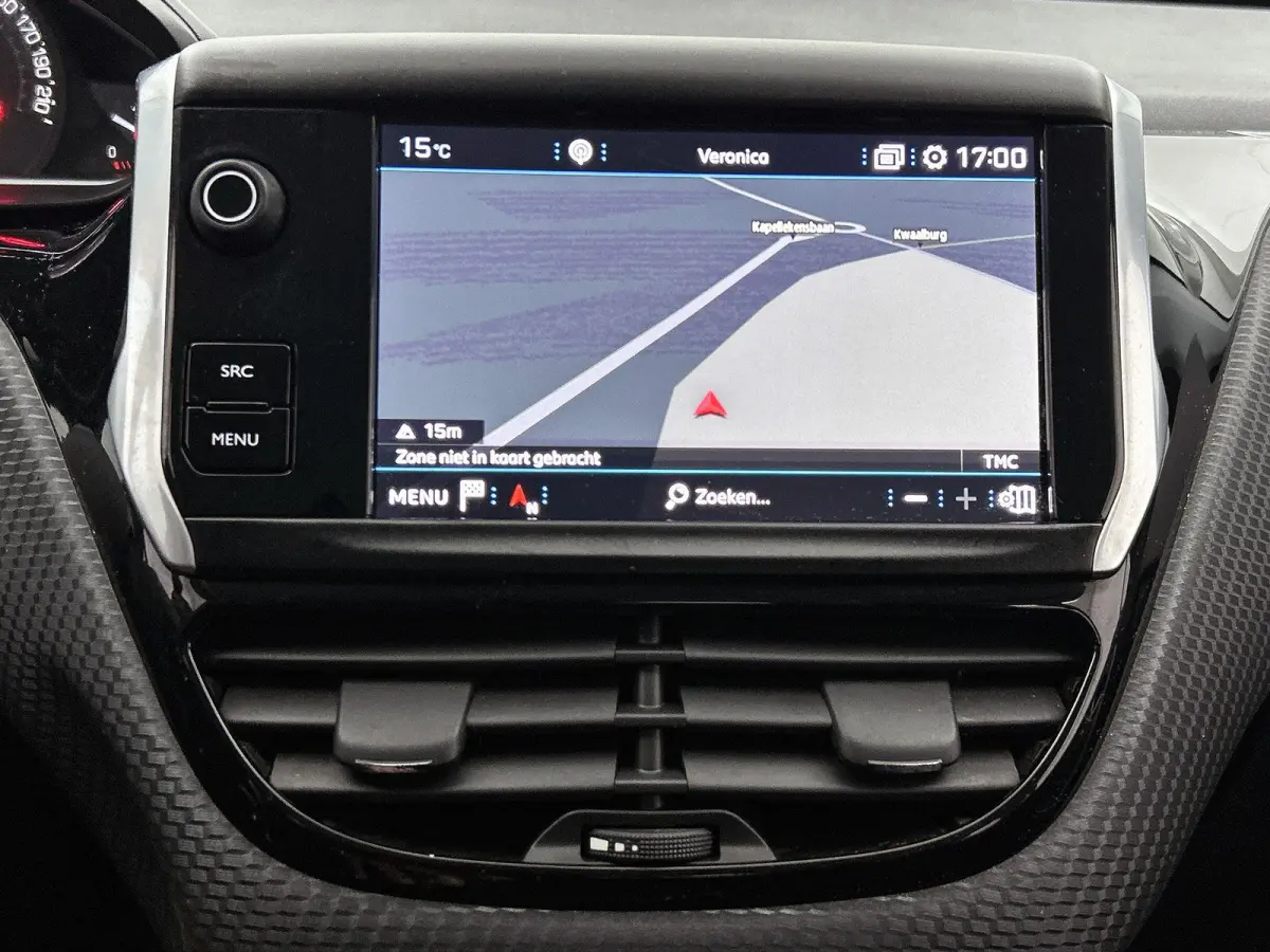 1.2 110pk Blue Lion | Trekhaak | Navigatie | Apple Carplay/Android Auto | Airco | Cruise Control | Parkeersensoren |