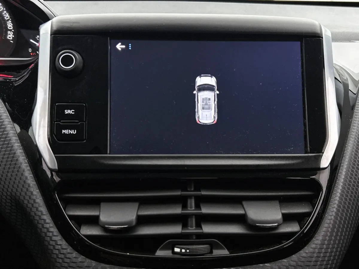 1.2 110pk Blue Lion | Trekhaak | Navigatie | Apple Carplay/Android Auto | Airco | Cruise Control | Parkeersensoren |