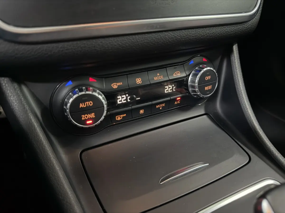 CLA 45 AMG BRABUS LOOK PANO KUIPSTOELEN