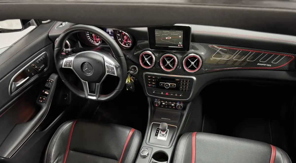 CLA 45 AMG BRABUS LOOK PANO KUIPSTOELEN