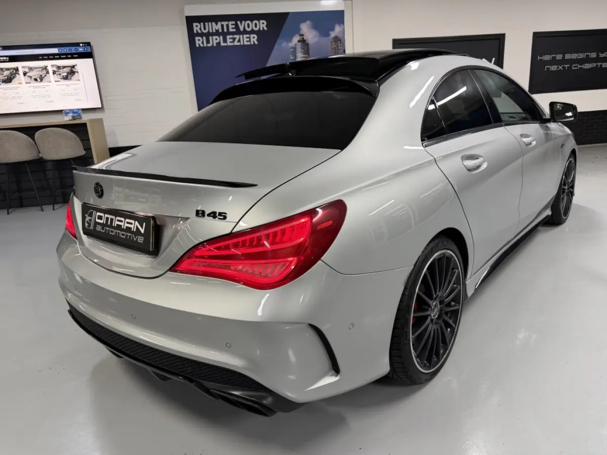 CLA 45 AMG BRABUS LOOK PANO KUIPSTOELEN
