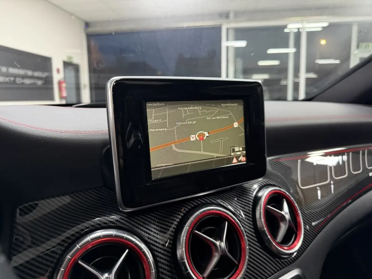 CLA 45 AMG BRABUS LOOK PANO KUIPSTOELEN
