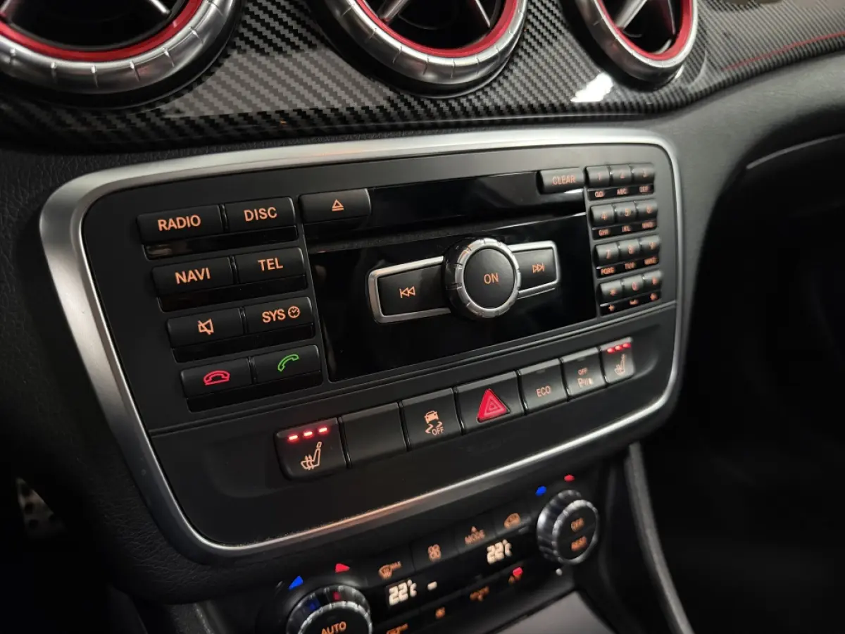 CLA 45 AMG BRABUS LOOK PANO KUIPSTOELEN