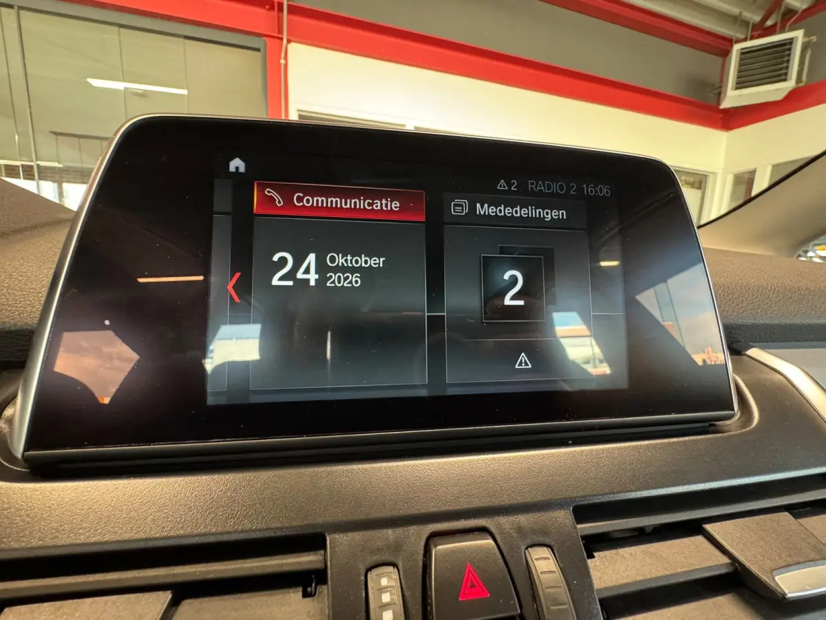 225xe iPerformance*Navigatie*Stoelverwarming*Half leder*Cruise Control*